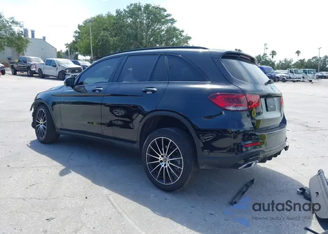 2022 Mercedes-Benz Glc 300 Suv z USA, uszkodzony, nr VIN W1N0G8DBXNV370574